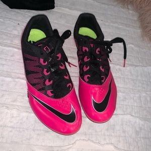 Nike track shoes new!!